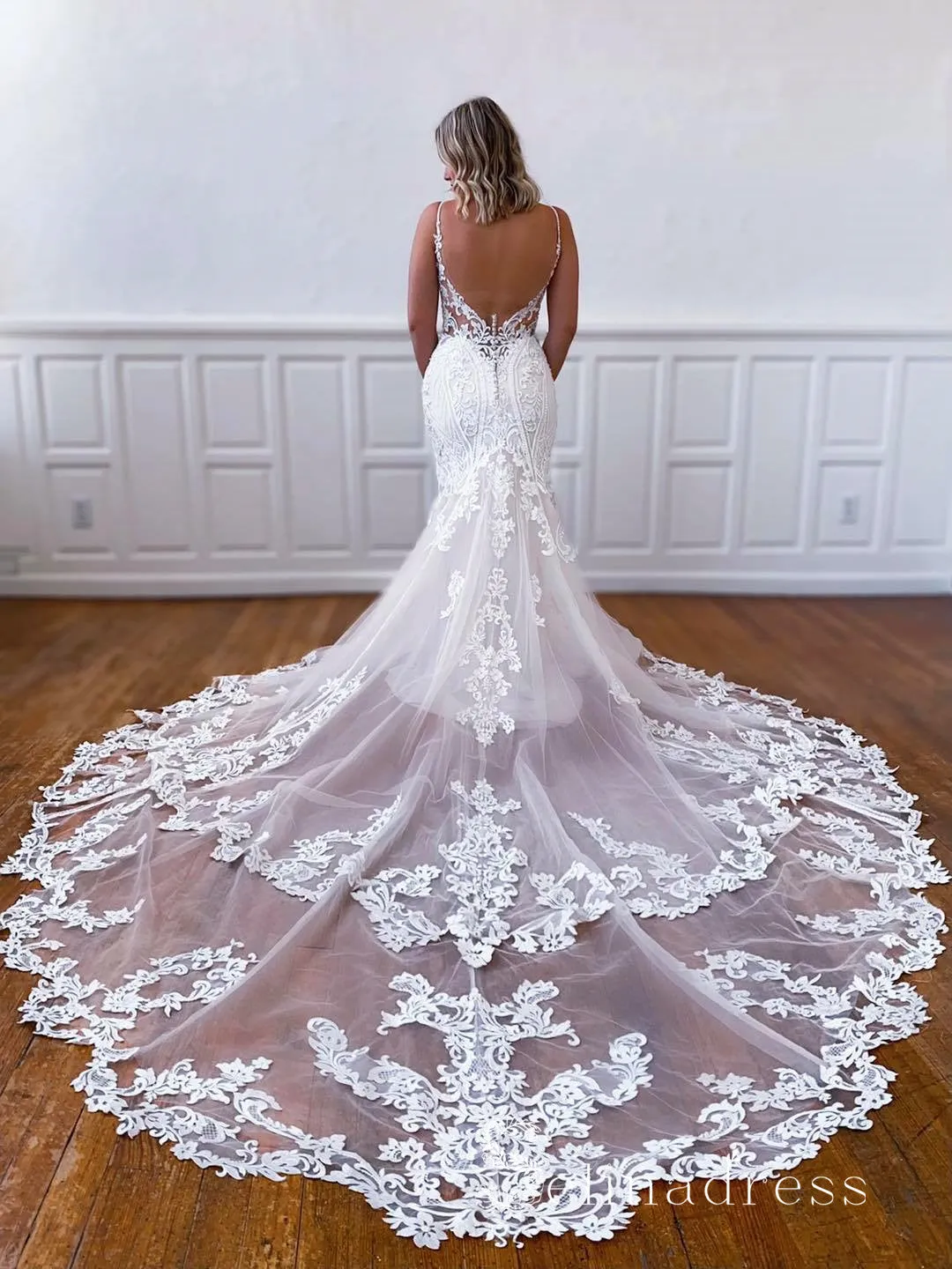 Mermaid Spaghetti Straps Vintage Lace Rustice Wedding Dresses CBD472