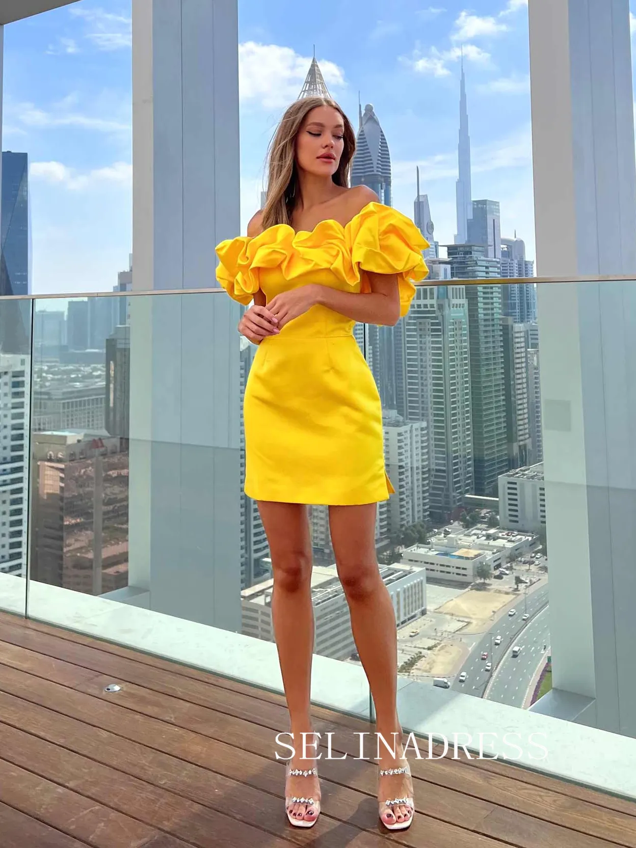 Sheath/Column Short Prom Dress Off-the-shoulder Homecoming Dress EWR427