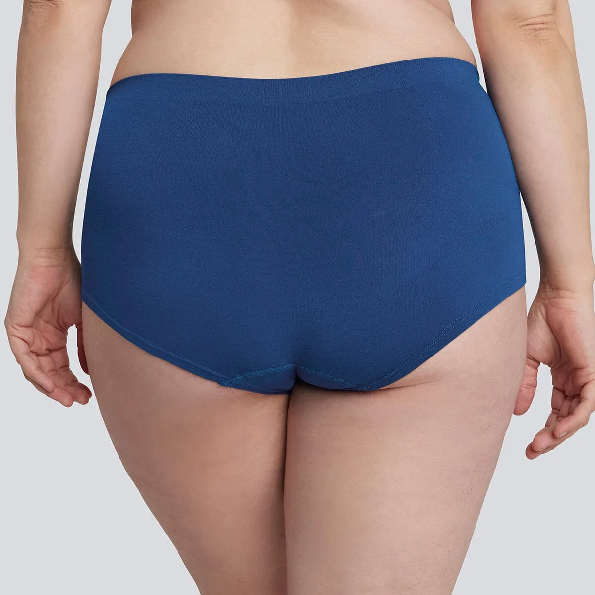 Women's SmoothFit Boyleg - Marina